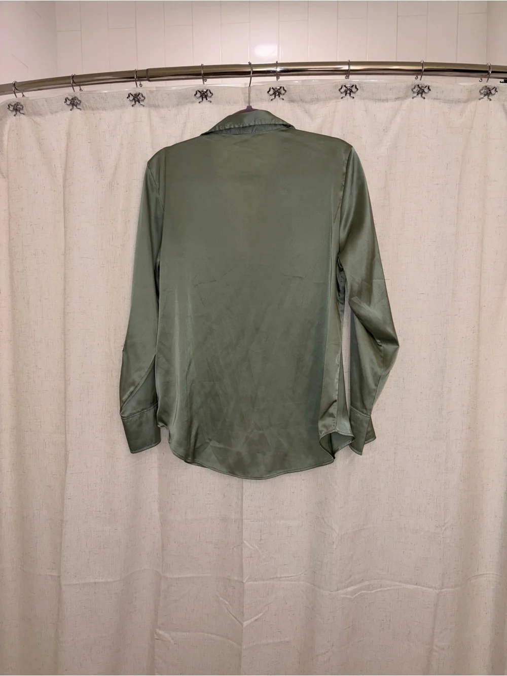 H&M satin button down - Picture 2 of 2